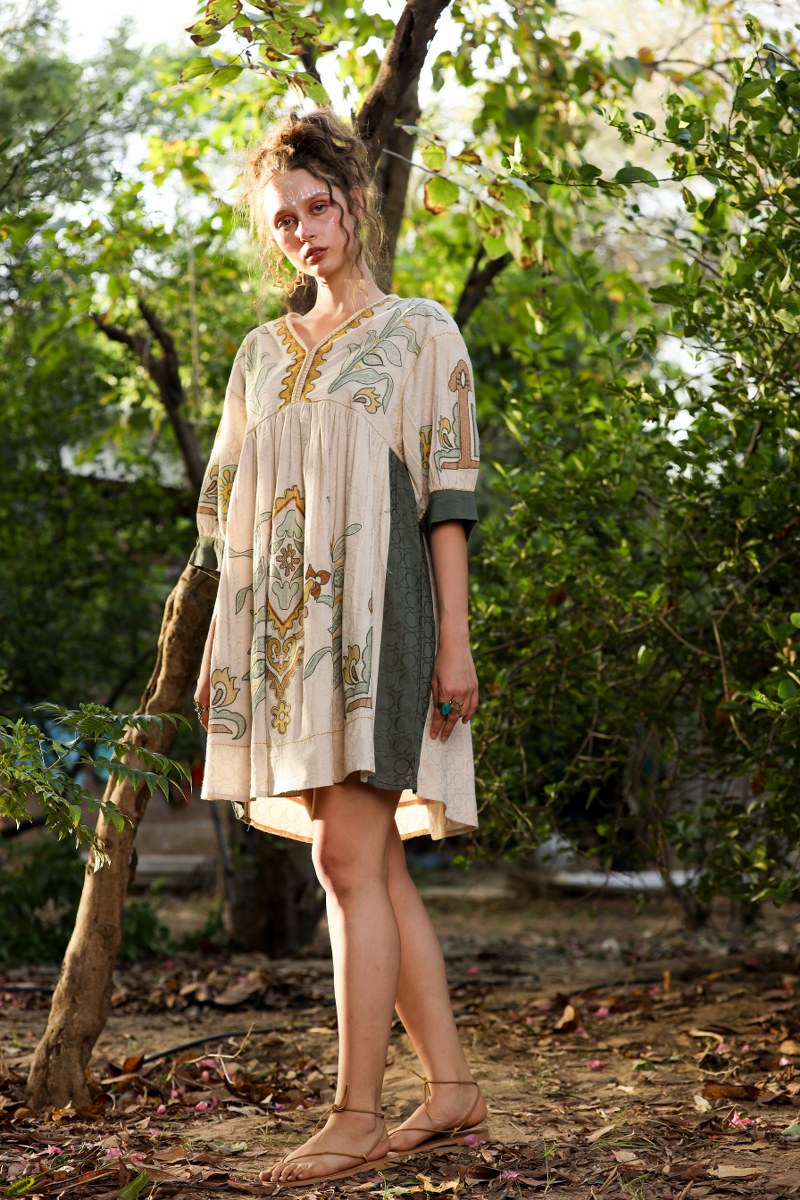 THE AMAZING EMBROIDERY DRESS
