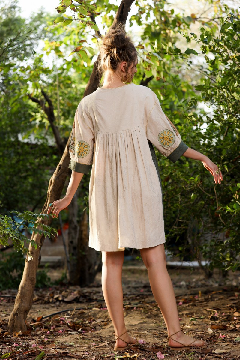 THE AMAZING EMBROIDERY DRESS