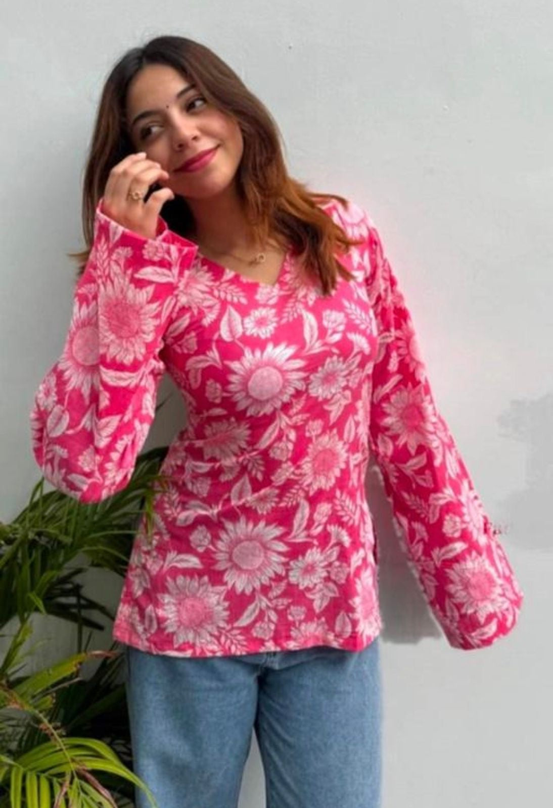 Gulabi Kurti