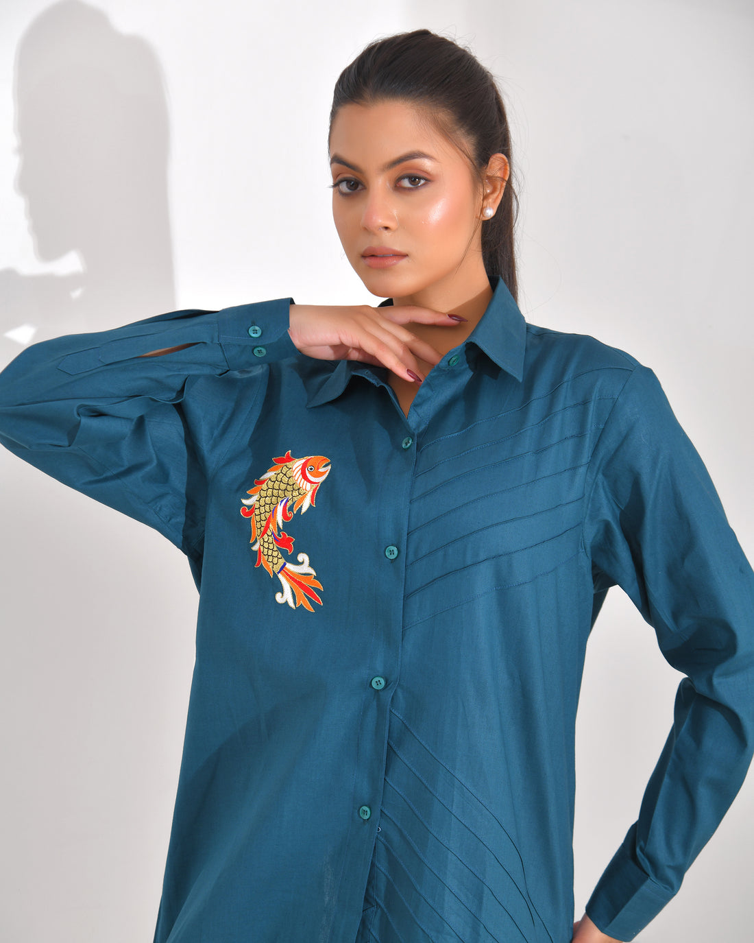 Threaded Fish SHIRT