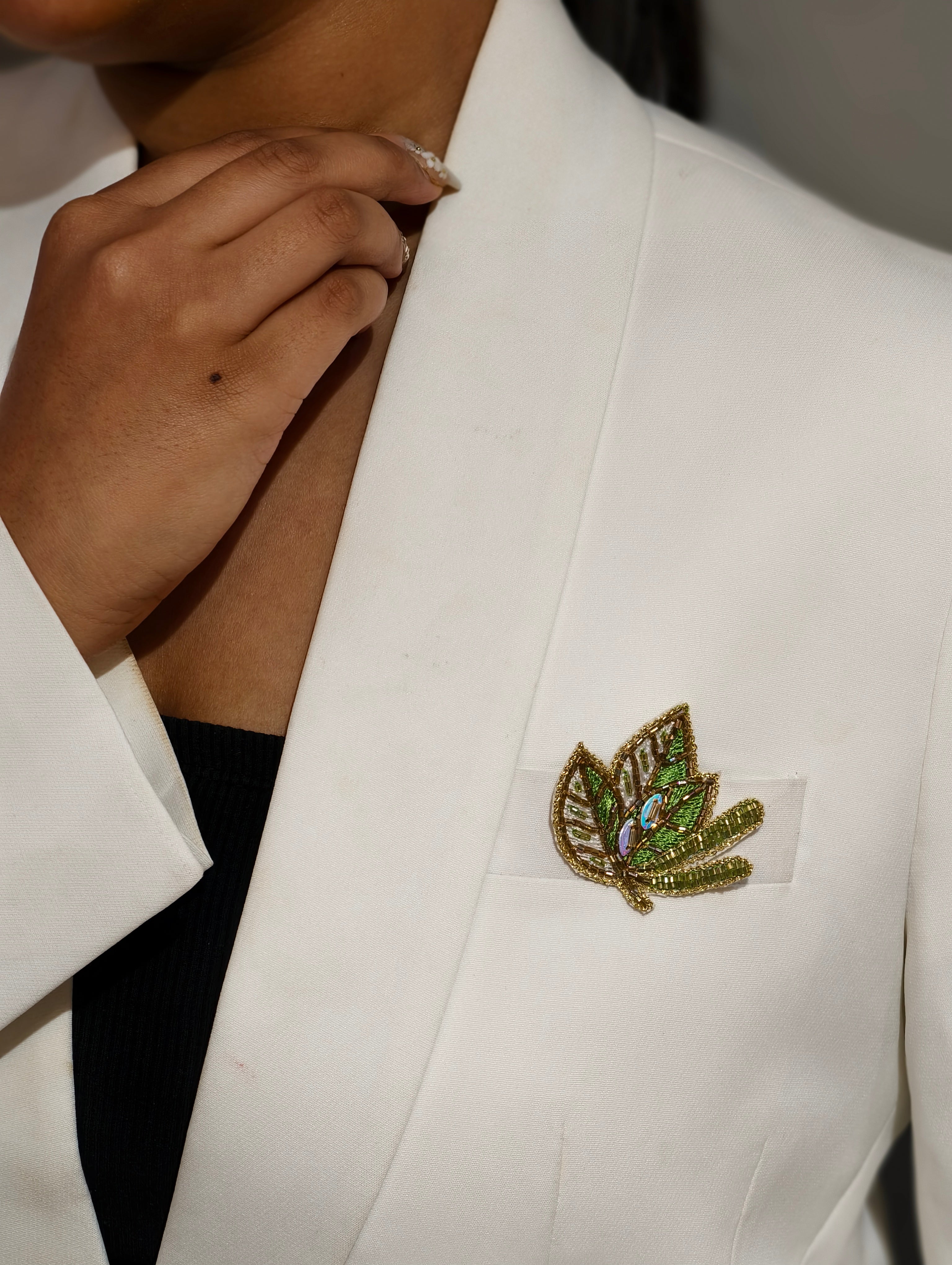 Leafy Luxe Pin