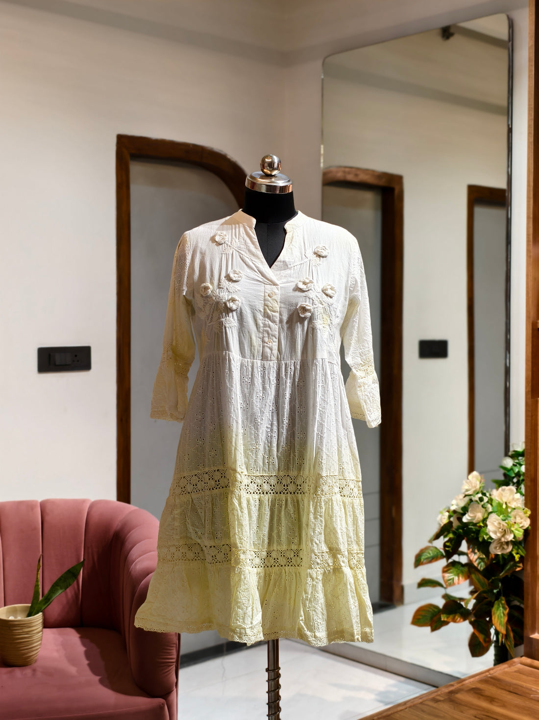Sunehri Safedi Tunic