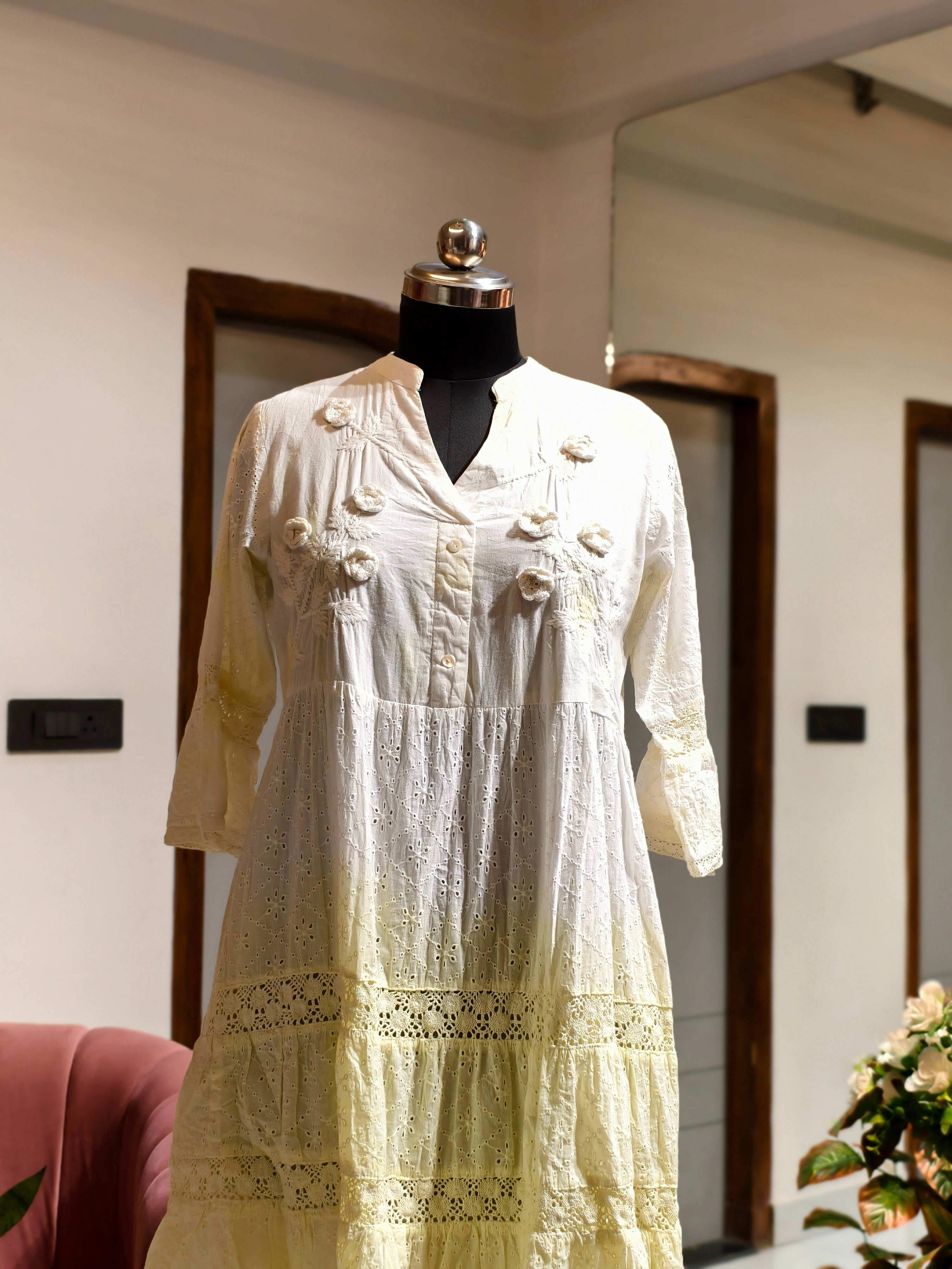 Sunehri Safedi Tunic