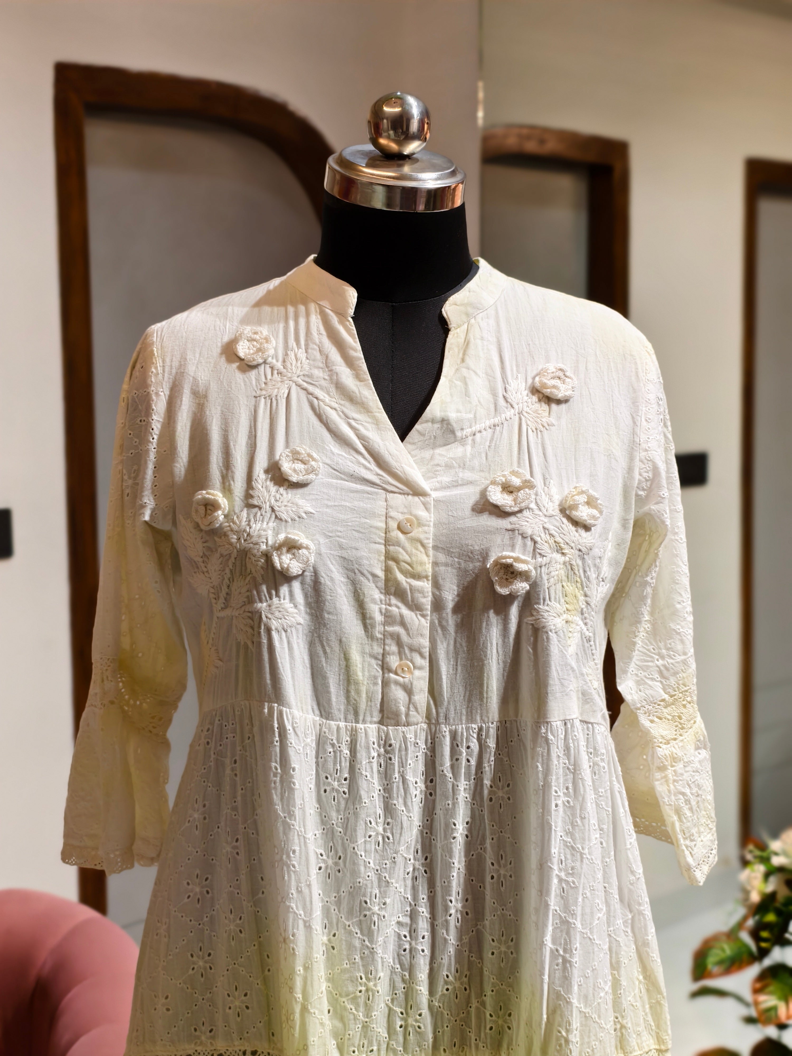 Sunehri Safedi Tunic