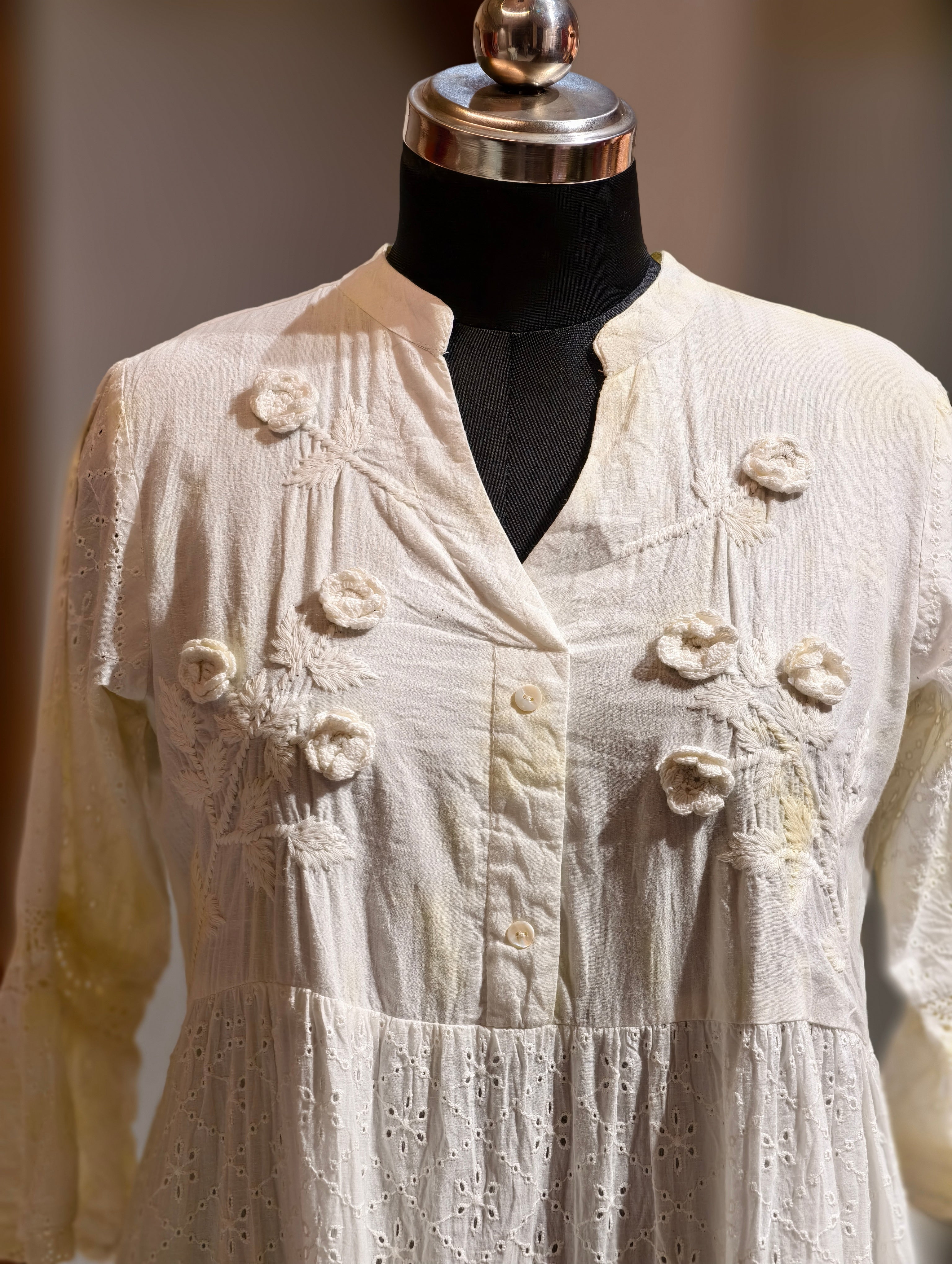 Sunehri Safedi Tunic