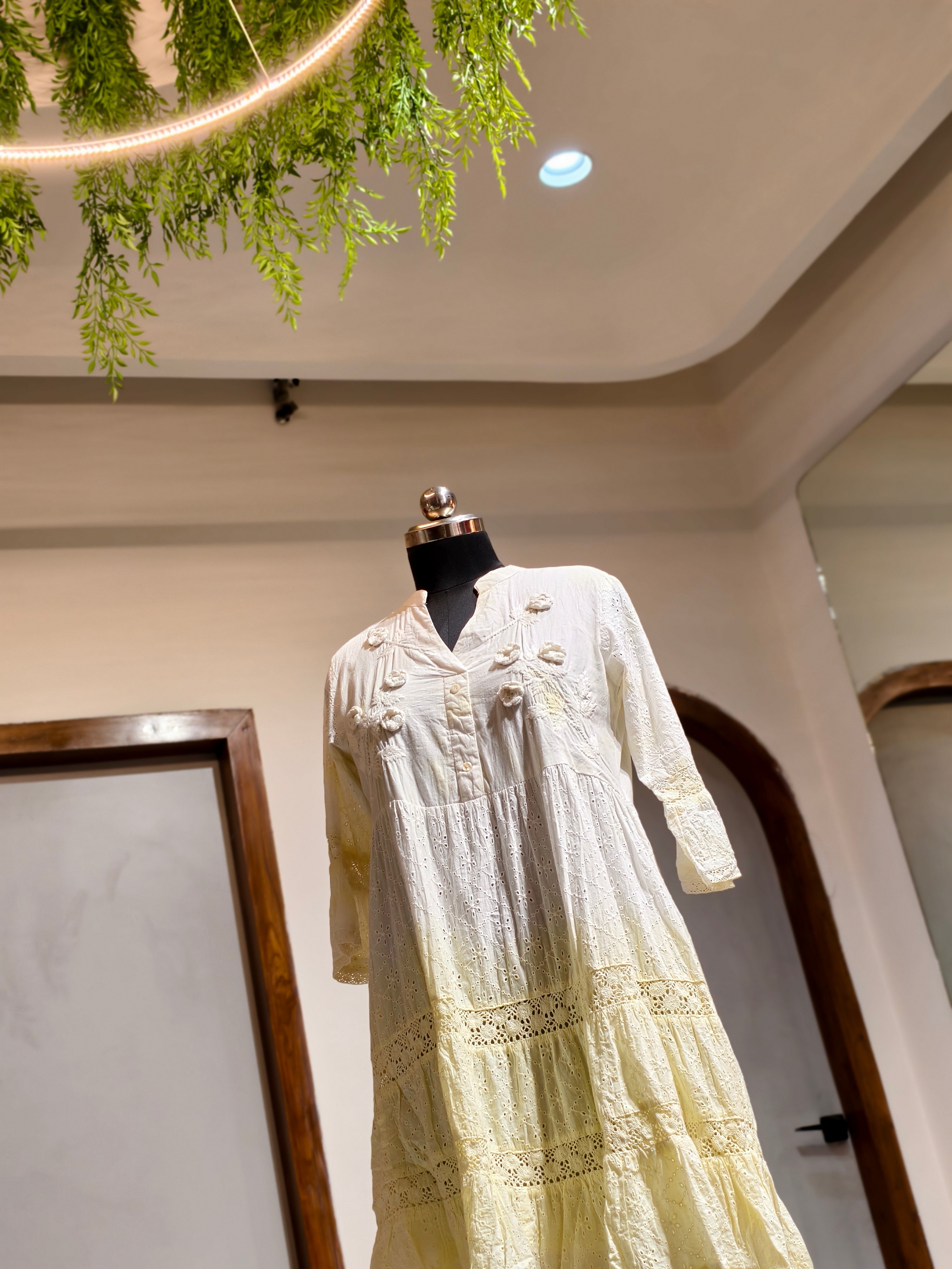 Sunehri Safedi Tunic