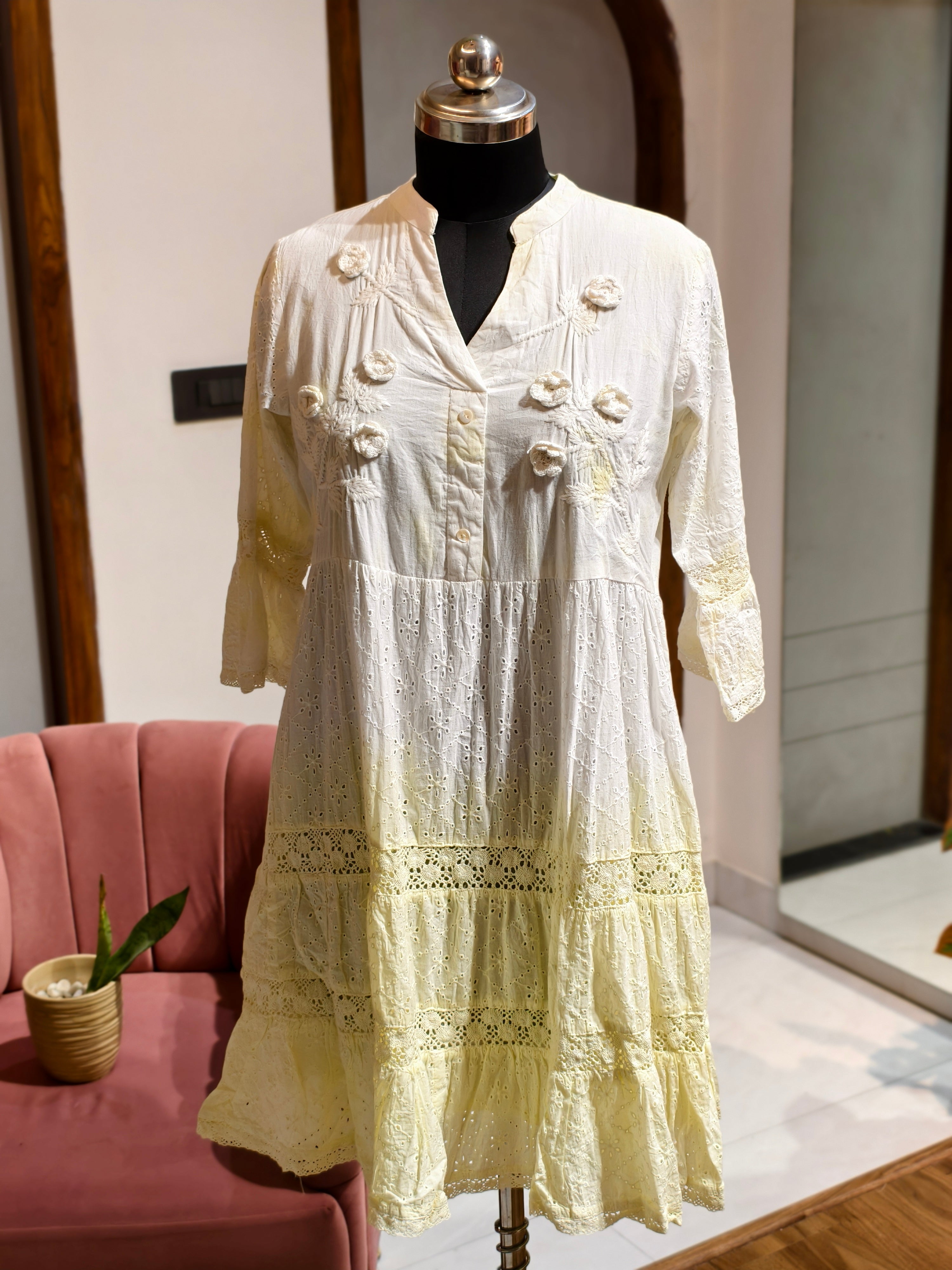 Sunehri Safedi Tunic