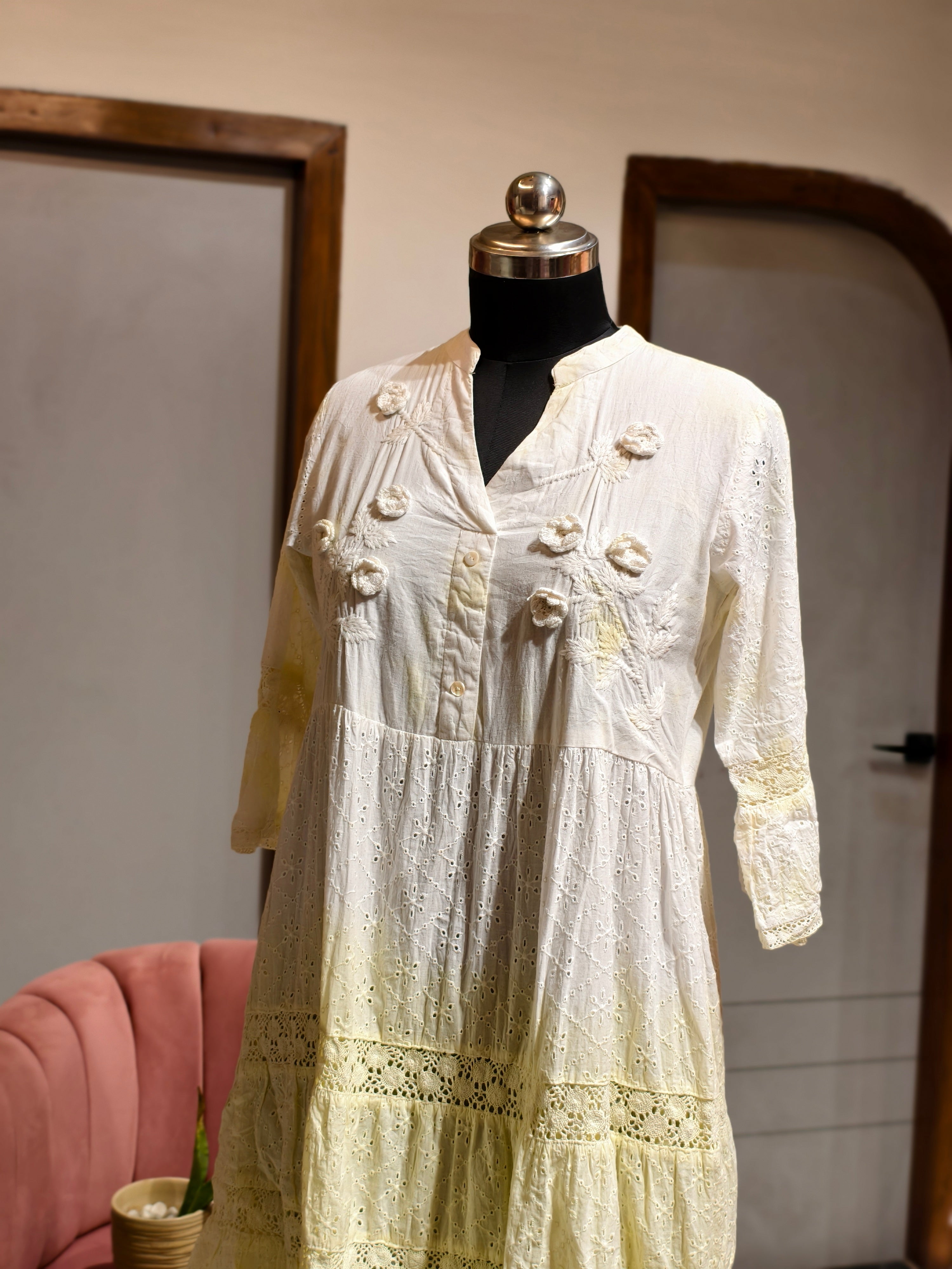 Sunehri Safedi Tunic
