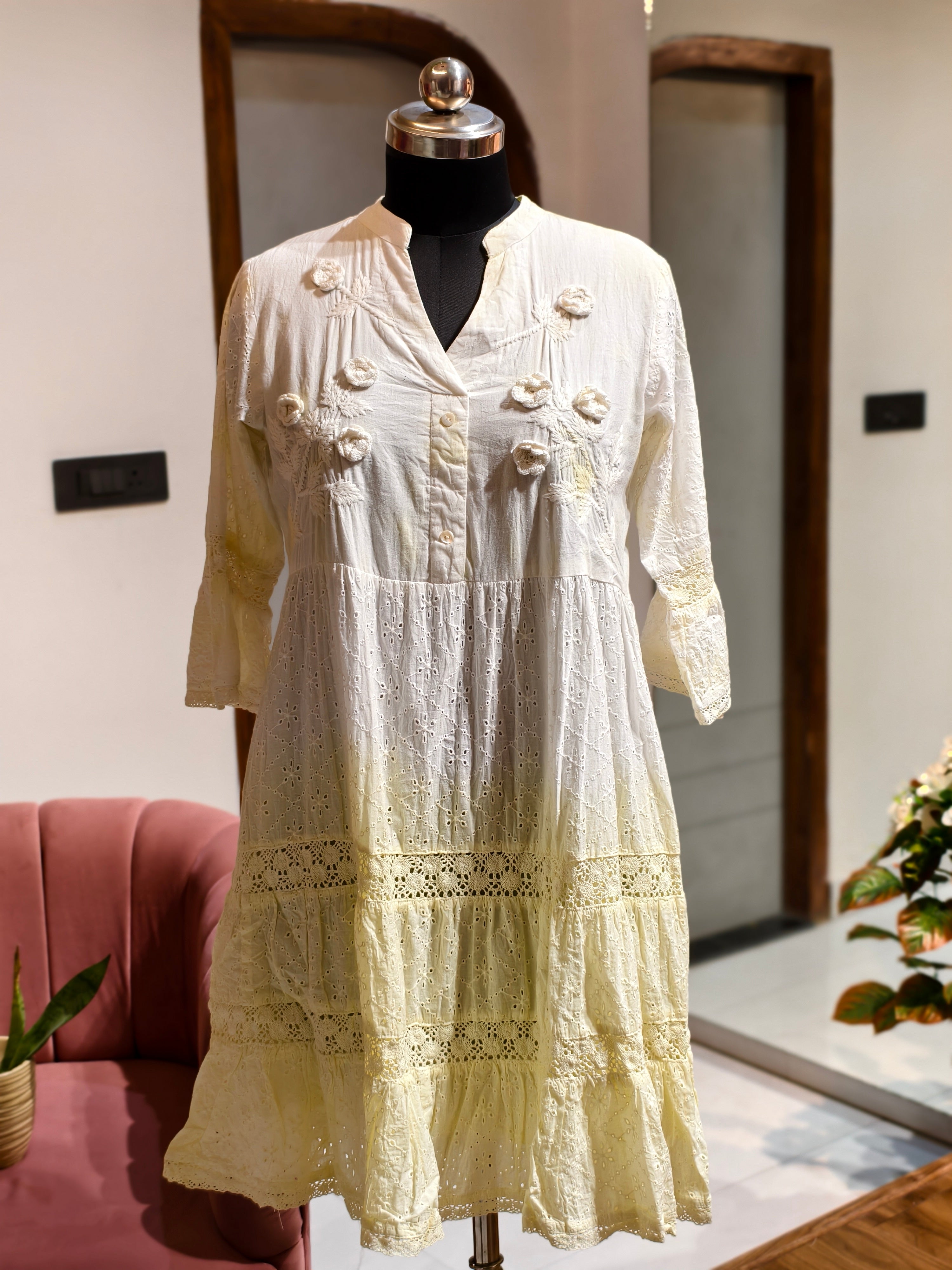 Sunehri Safedi Tunic