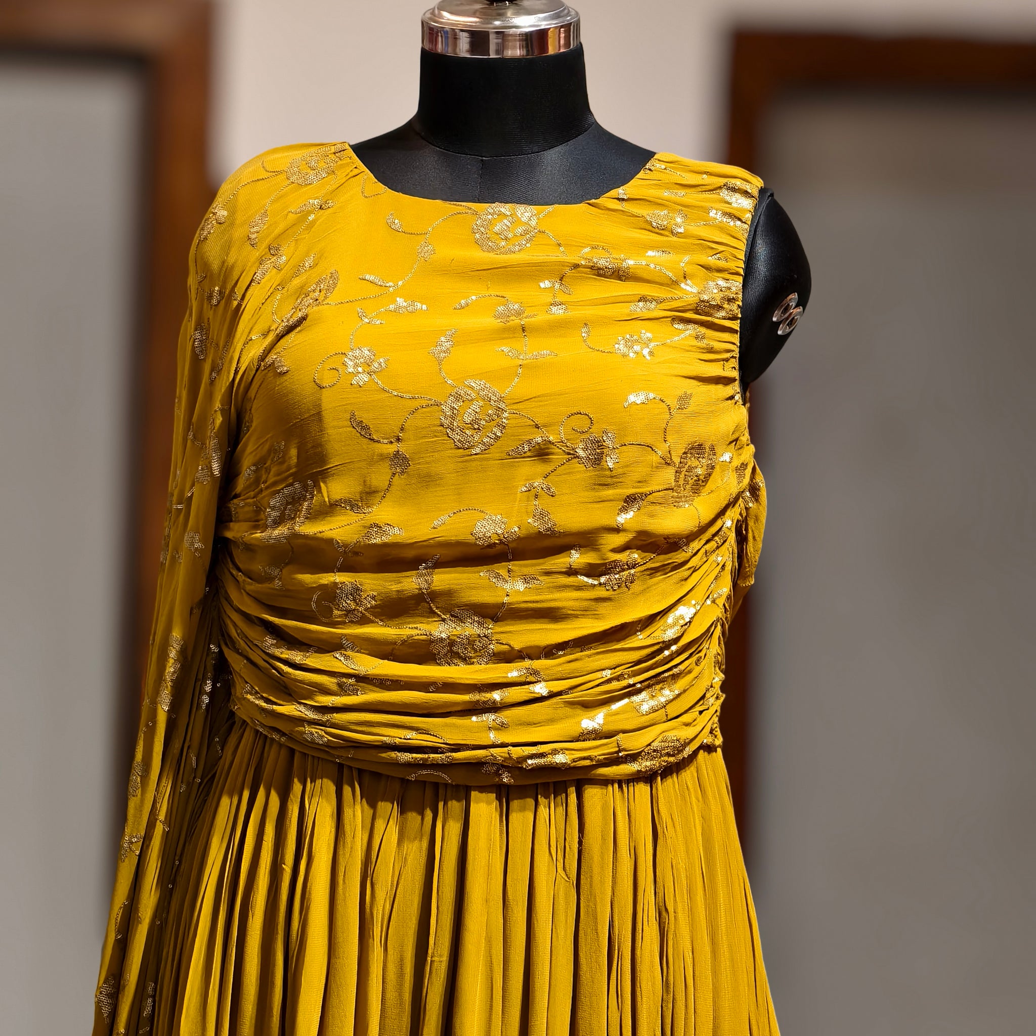 HaldiRaag Gown