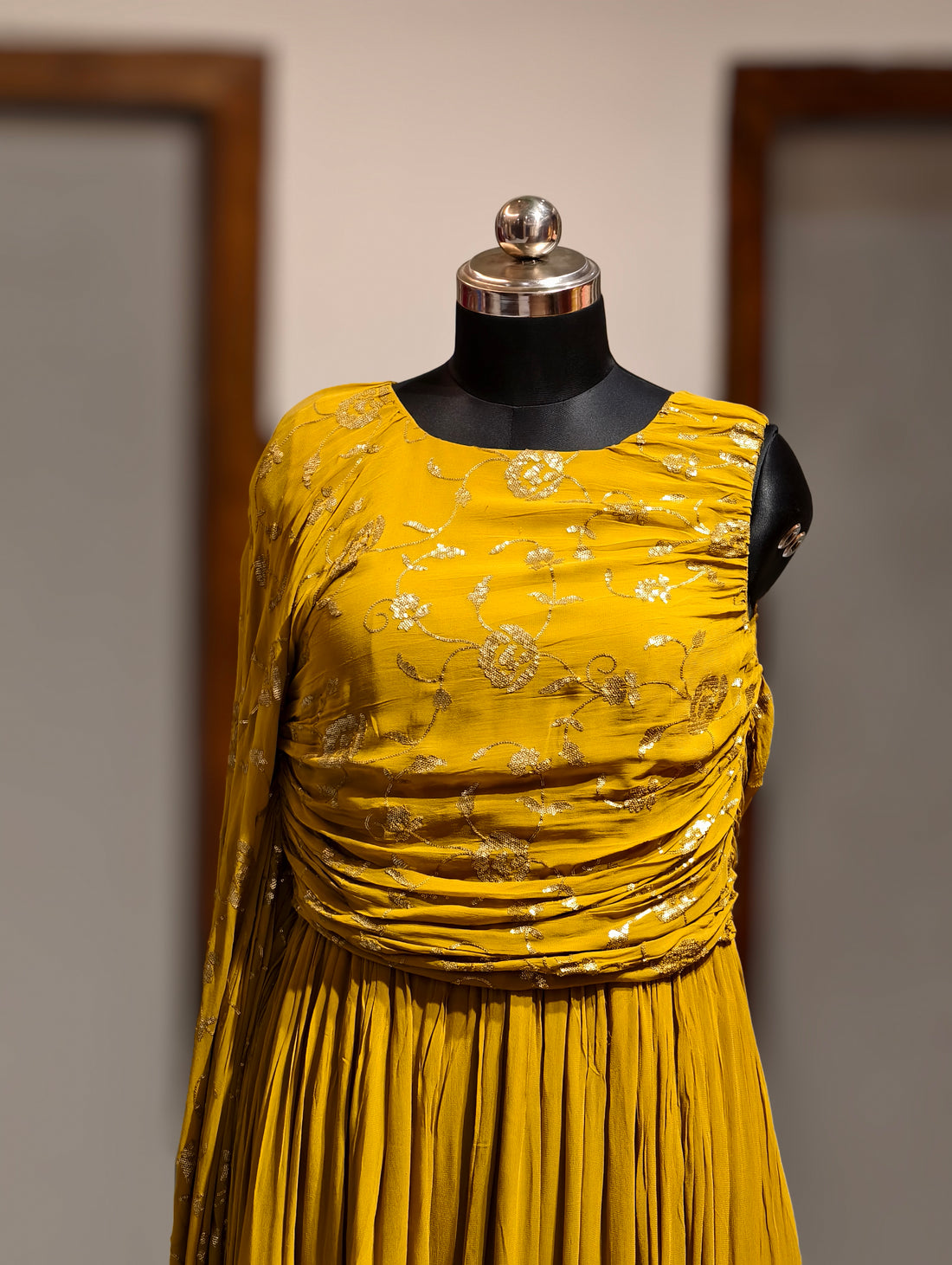 HaldiRaag Gown