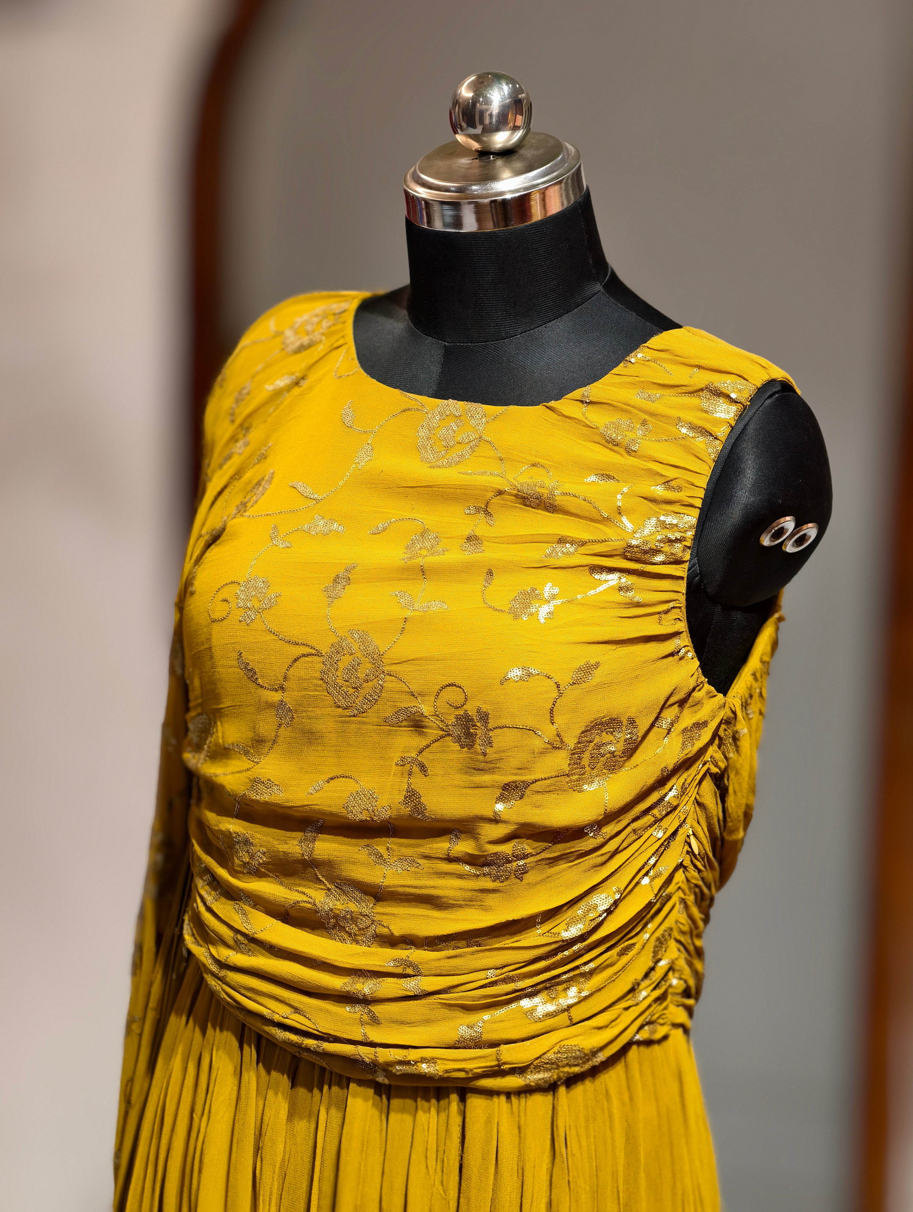 HaldiRaag Gown