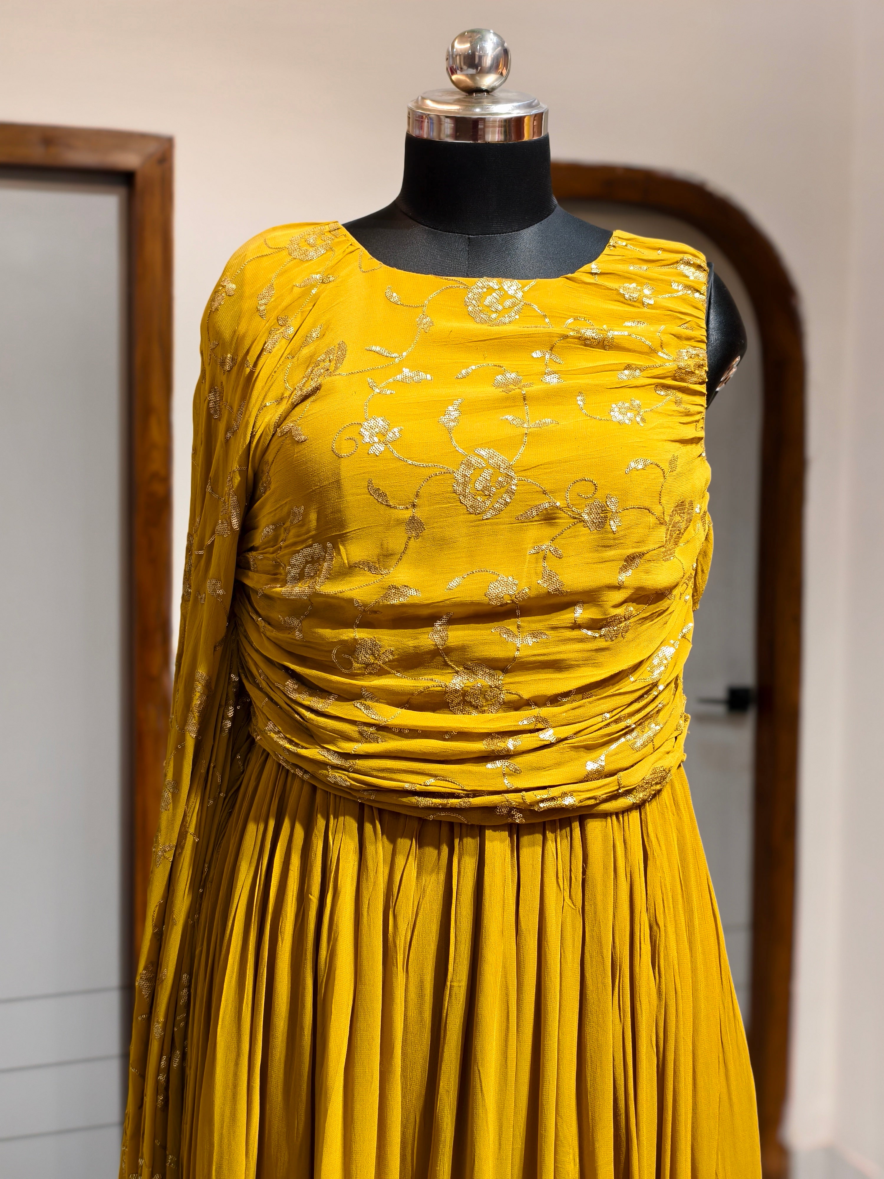 HaldiRaag Gown