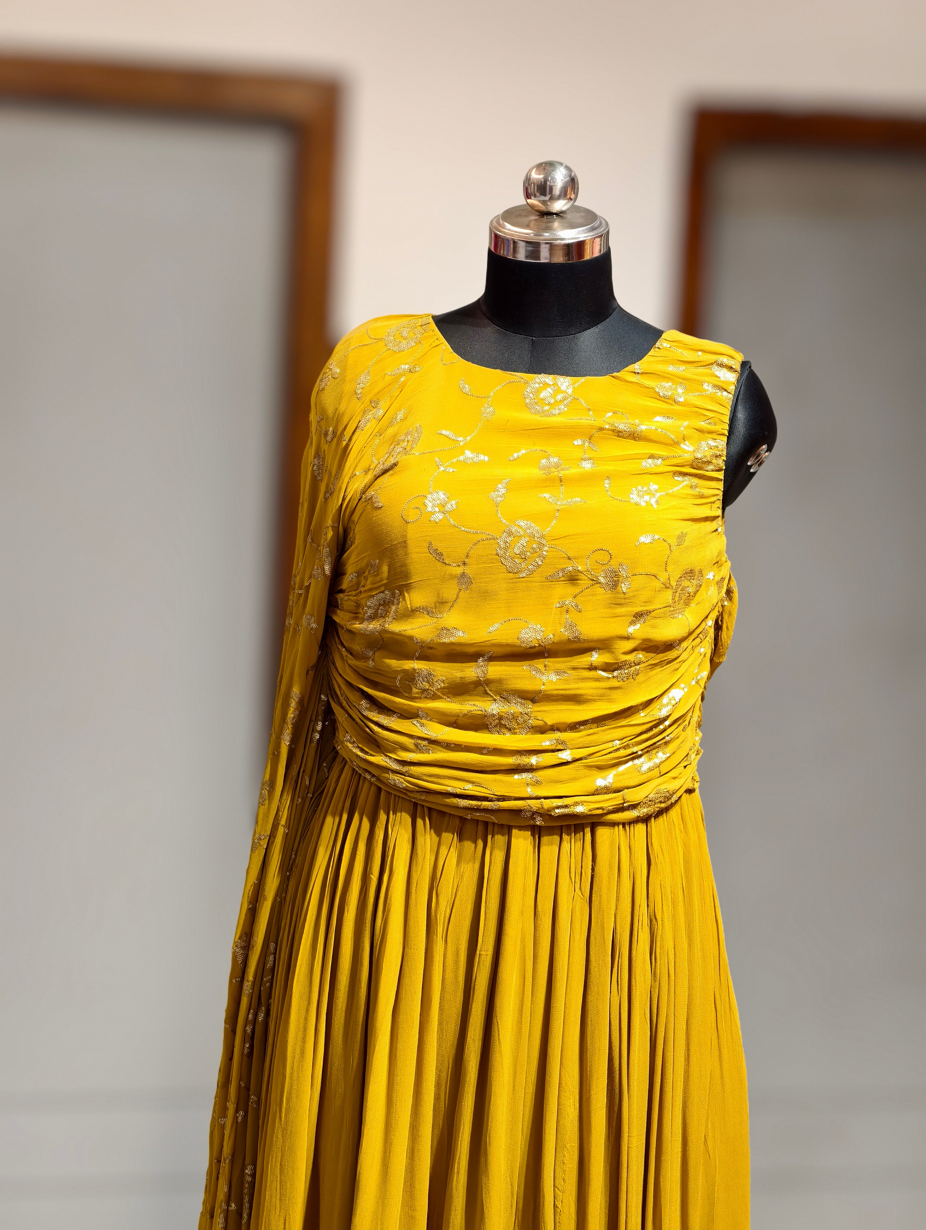 HaldiRaag Gown