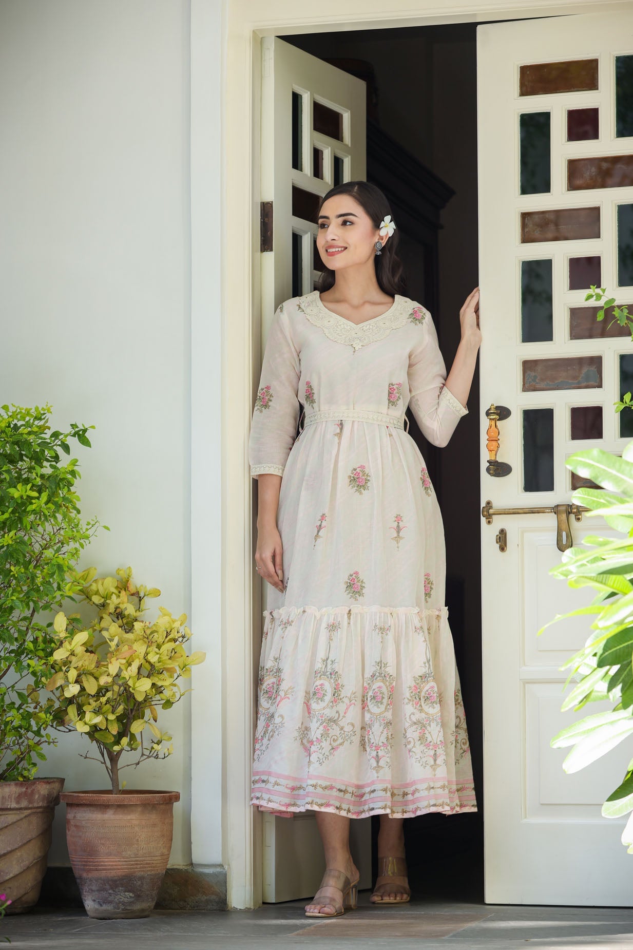 THE BEAUTY DRESS