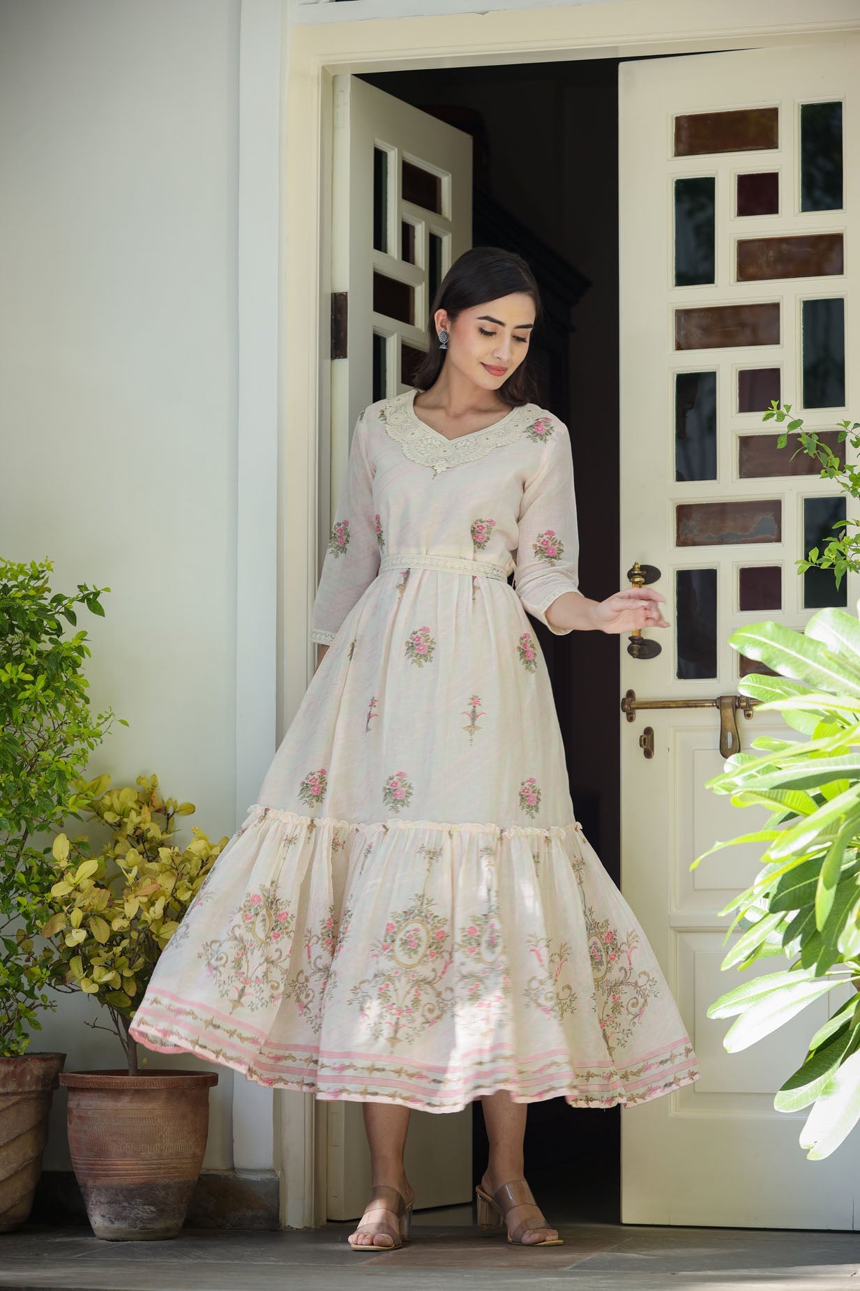 THE BEAUTY DRESS